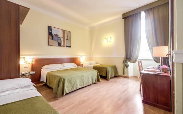 Hotel St. Moritz - photo 4