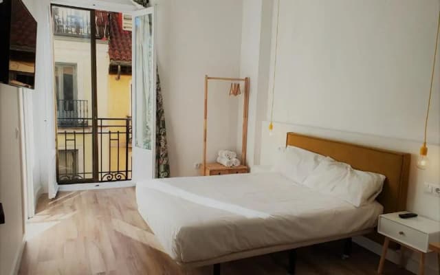 Hostal Manuela by gaiarooms - photo 3