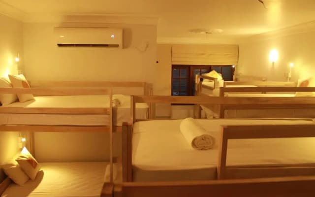 Layover BnB - photo 4
