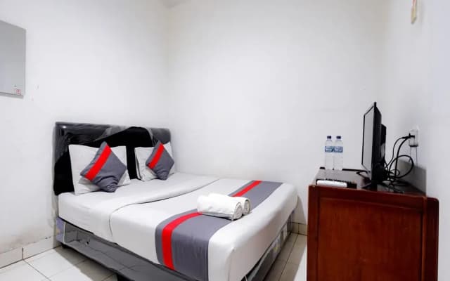 J&B Rooms Tomang Jakarta Mitra RedDoorz - photo 5