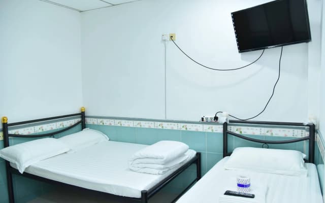 Jas Guest House - photo 3