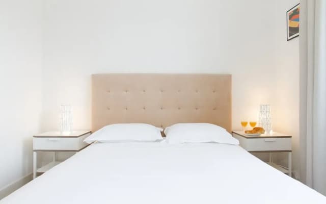 Le Marais - Beaubourg Apartment - photo 2