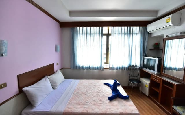 Krabi Grand Hotel - photo 2