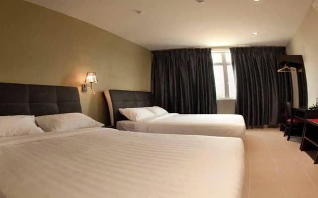 Ayer Hitam Hotel - photo 3