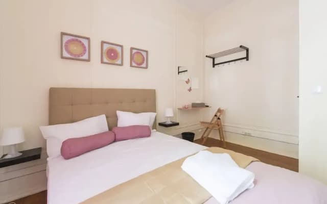 Guesthouse CharmInn - photo 4