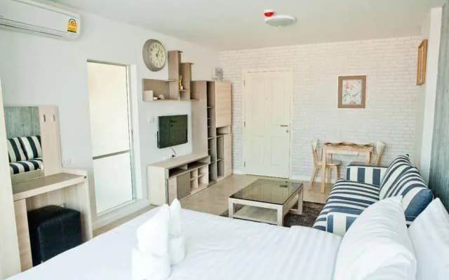 Baan Peang Ploen A712 by Huahin Holiday Condo - photo 4