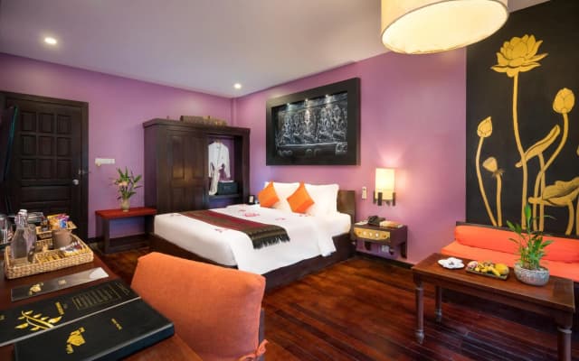 Golden Temple Hotel - photo 2