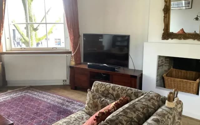 Former Rembrandt workshop two bedroom B&B - photo 4
