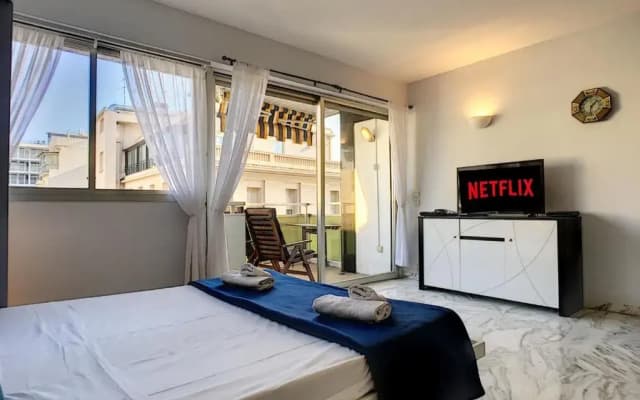 Nestor&Jeeves - STUDIO ROYAL LUXEMBOURG - Central - Swimming pool on roof - photo 5