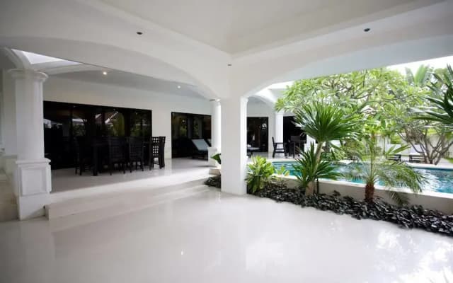 Baan Bali By Pinky - photo 2