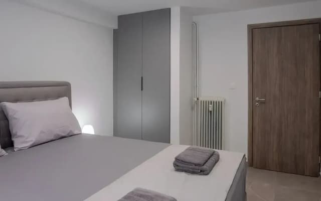 Brand New Pagrati Apt Modern Comfort - photo 2