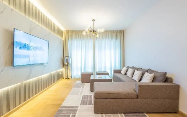 SuperHost - Tranquil Oasis in the Heart of Dubai Lakepoint N2 - photo 2
