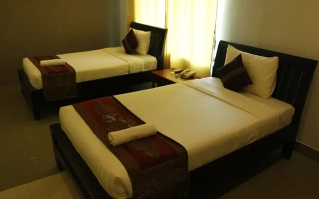 New Riverside Guesthouse - photo 4