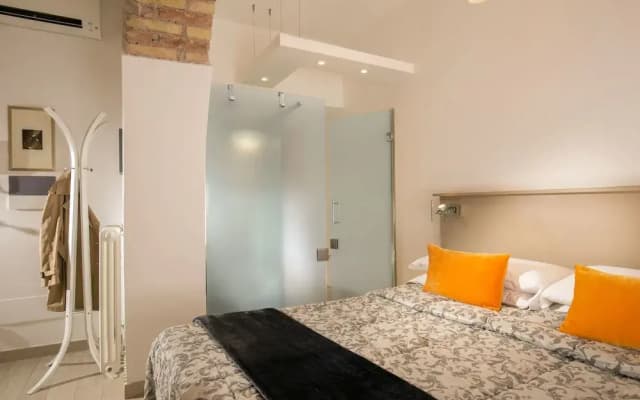 Vatican Suites Apartments - photo 2