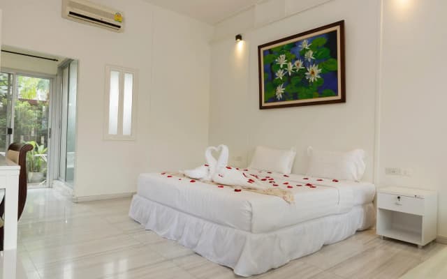 3b Boutique Bed & Breakfast - photo 5