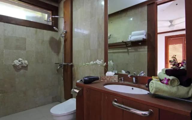 Segara Beach House Kuta - photo 2