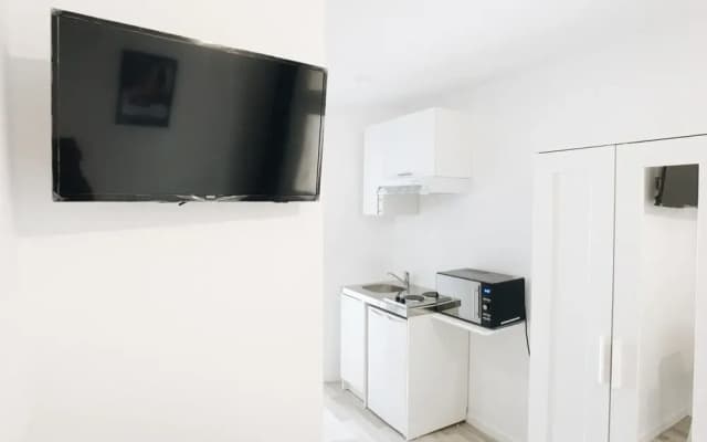 Cosy Flat In The 15th - photo 3