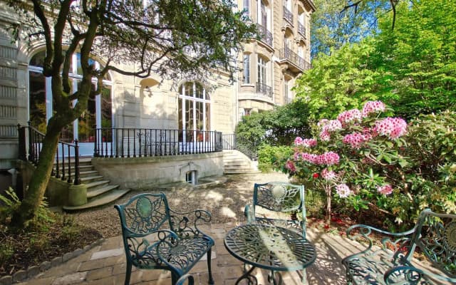 Garden in Paris - Luxury Apt - 2 BR - photo 3