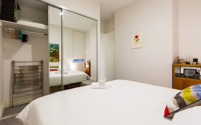 ALIA, 1BDR Fitzroy Apartment - photo 3