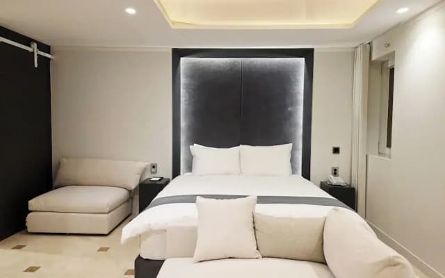 BlueDuck Hotel - photo 4