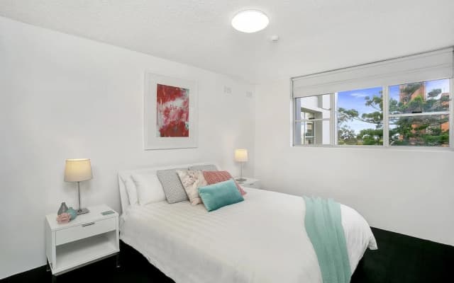 Modern Two Bedroom Apartment with Views - HARIS - photo 2