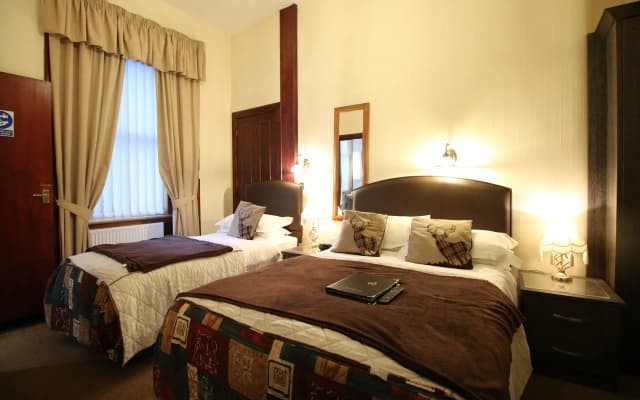 Bonnie's Guest House - photo 3