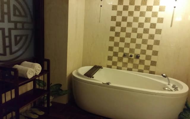 Long Life Riverside Hotel & Spa - photo 5