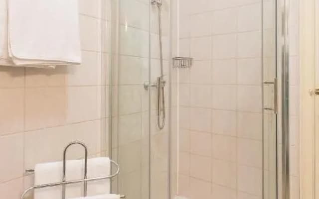 Duskova Apartments - photo 4