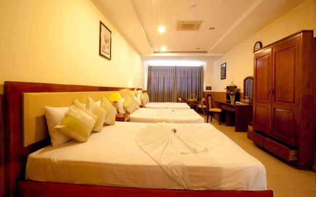 Nhat Thanh Hotel - photo 4