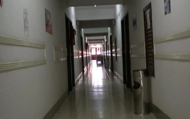 Inthanin Hotel - photo 5