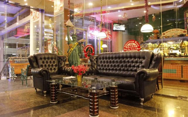 Business Hotel Tomang - photo 2