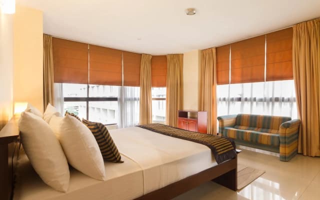 Crescat Apartments - photo 4