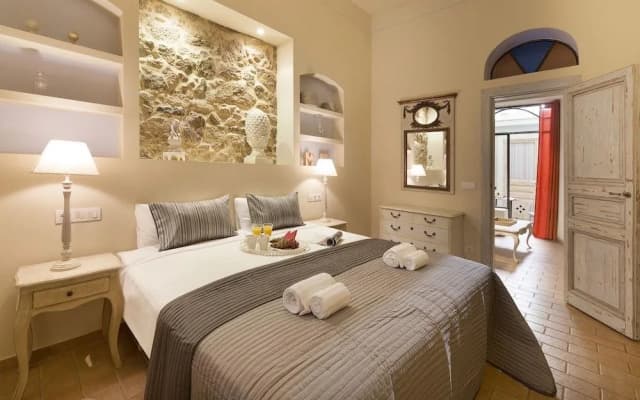 Gracia Next Door - photo 3