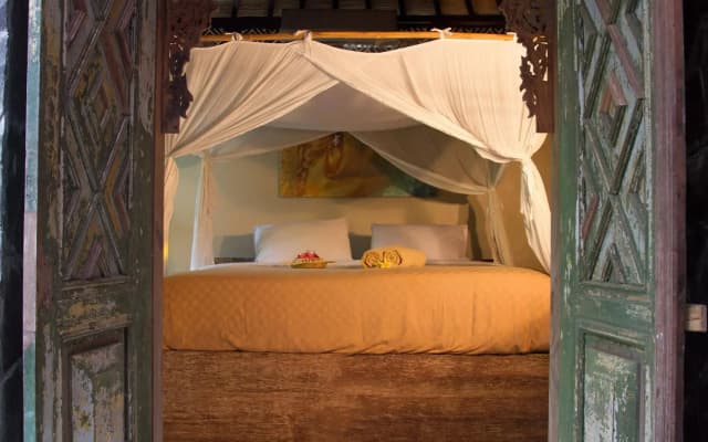 Gaia Retreat Center - photo 2