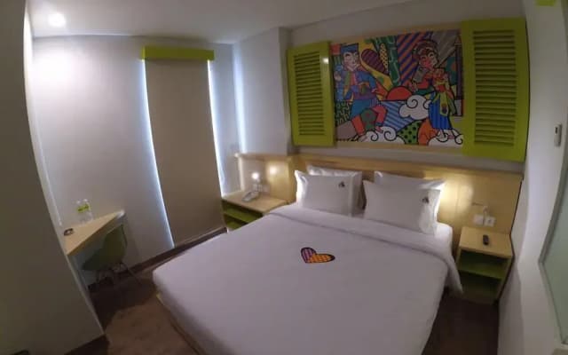 MaxoneHotel at Kramat - photo 4