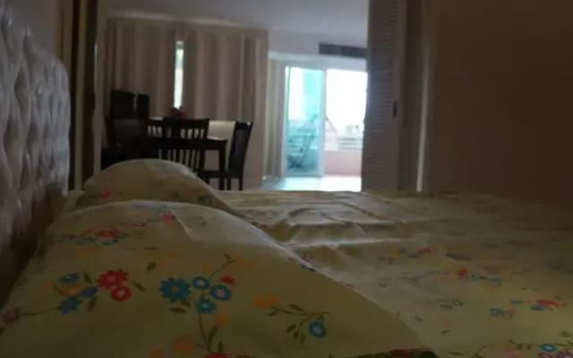 Pratumnak Executive Apartment - photo 5