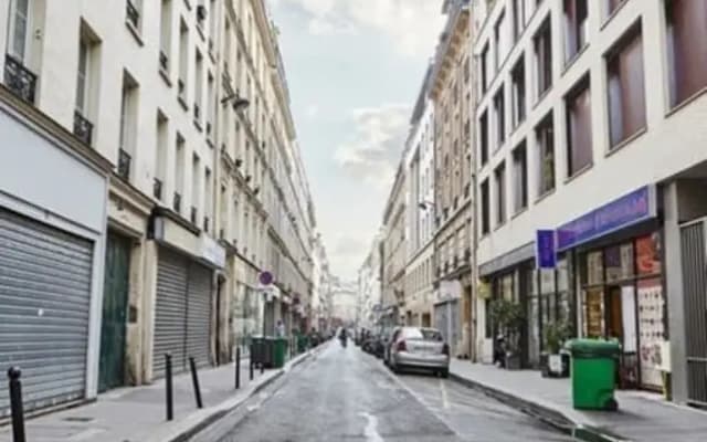 Renovated Apt close to Bastille. Sleeps 4 - photo 3