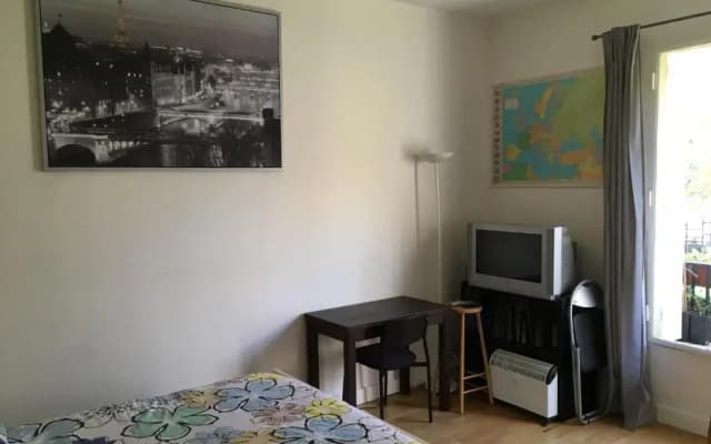 Coquet studio Porte d'Auteuil - très proche de Roland Garros - durée minimum 7 nuits - parking facile à proximité - photo 2