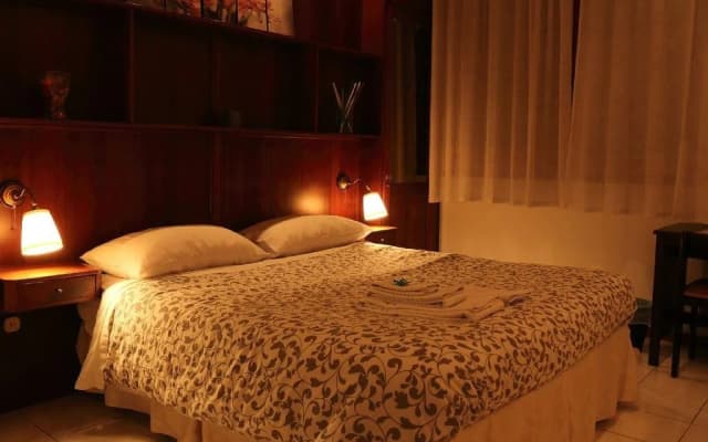 Books Beds & Breakfast - photo 4
