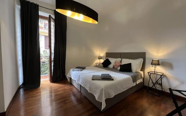 Emi's Guest House - photo 3