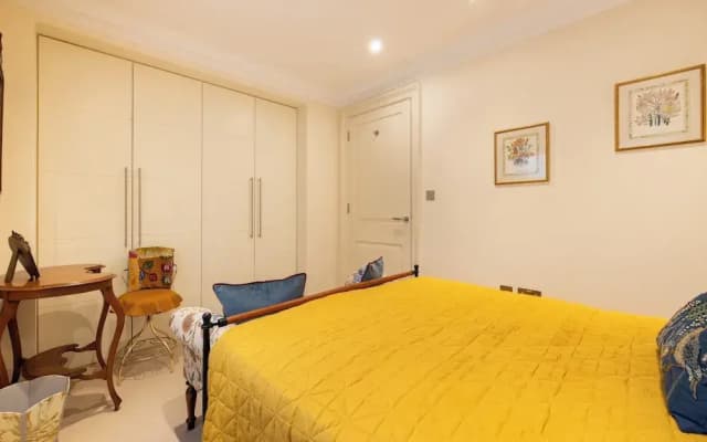 Large 3-bed 5-guest 1841 Duplex House Paddington - photo 4