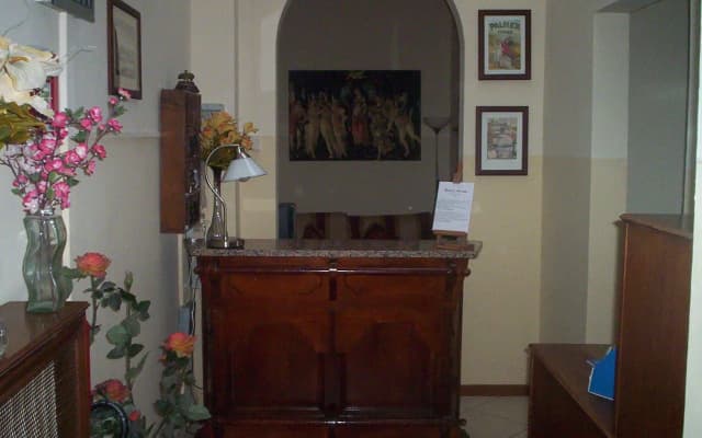 Boutique Hotel Hugo - photo 2