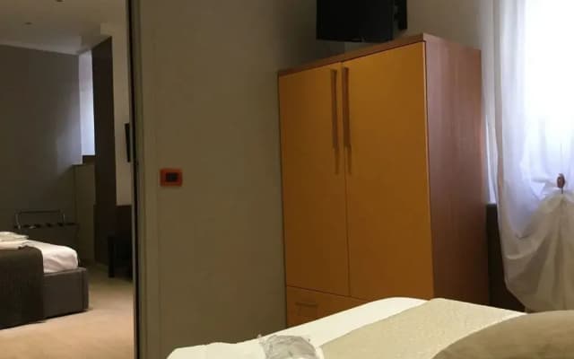 Next Stop St Peter Apartment - photo 3