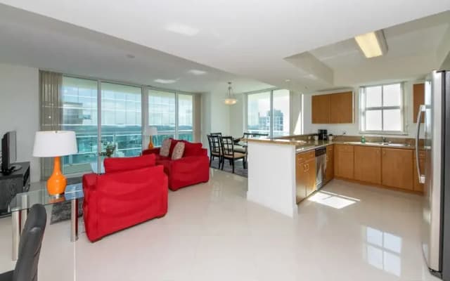 Bluebird Suites in Brickell - photo 4
