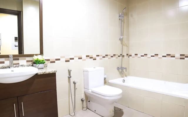 Studio Apartment in Hercules Tower - photo 5