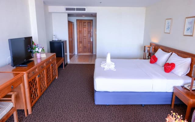 Sandy Spring Hotel - photo 4