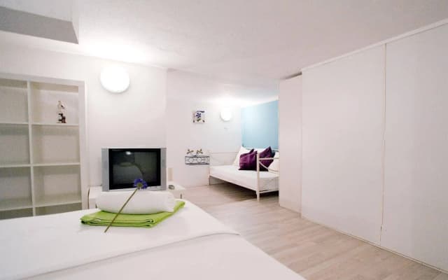 Budapest Easy Flat Opera - photo 3