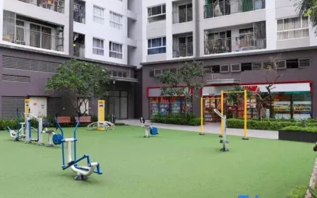 Lang Retreat Apartment - Resort Pool & Elite Gym - photo 4