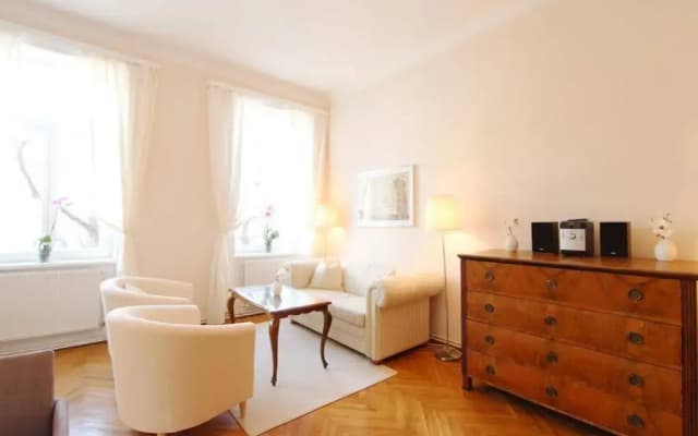 Apartment Traditional Living - photo 3