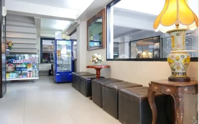 Must Sea Hotel Bangkok - photo 2